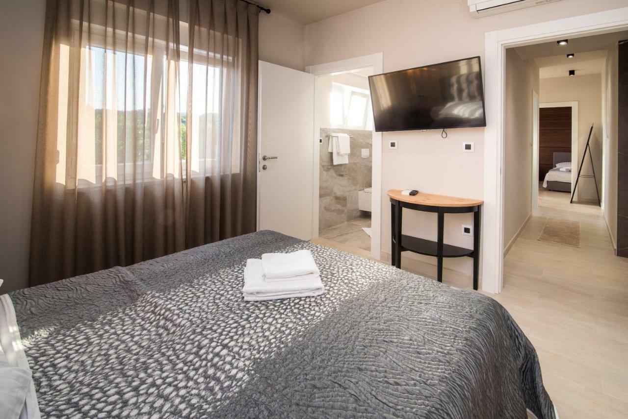 Luxury Apartment Imperia Krk Town Eksteriør billede